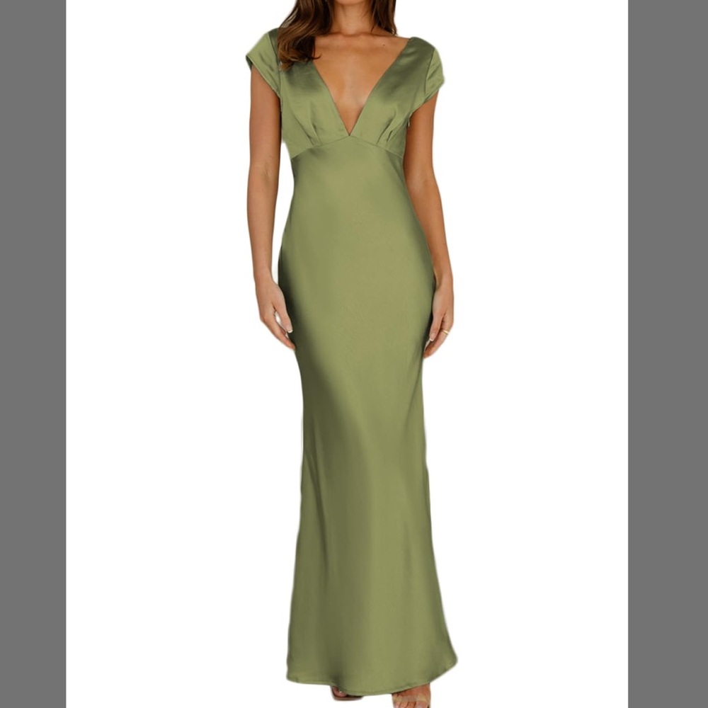Women’s Satin V-Neck Cap Sleeve Maxi Dress - S